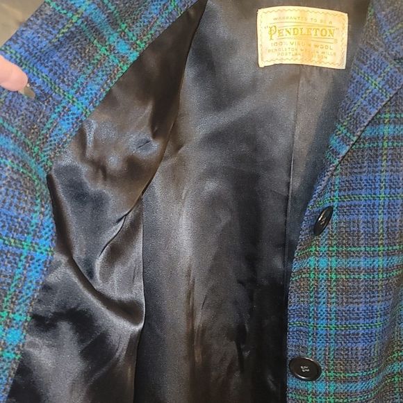 Pendleton 100% Virgin Wool, Satin,Plaid Jacket, sz Lg. Green, blue,black, gold. - Picture 12 of 14